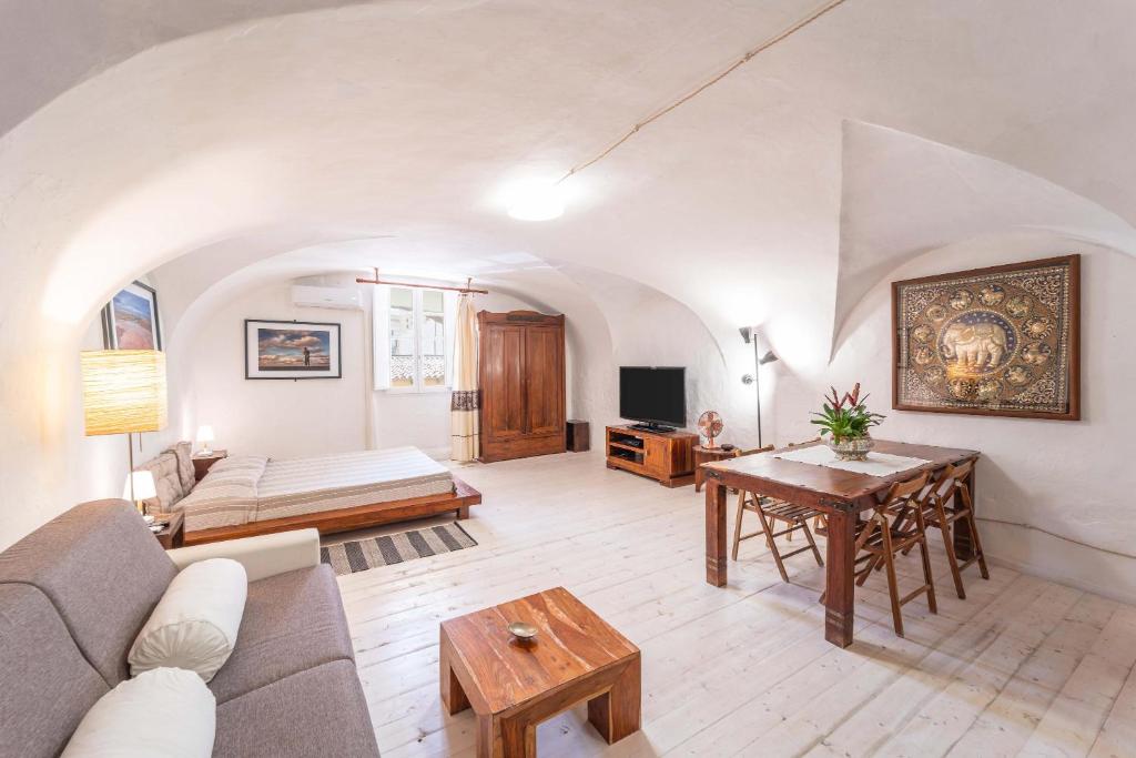 Casa Gilbert 101 room 3